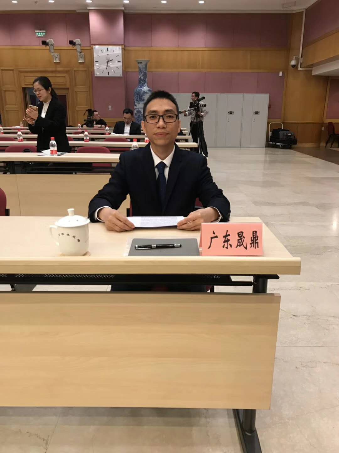 熱烈祝賀晟鼎精密儀器參加李克強(qiáng)總理組織的《關(guān)于企業(yè)稅負(fù)改革座談會(huì)》